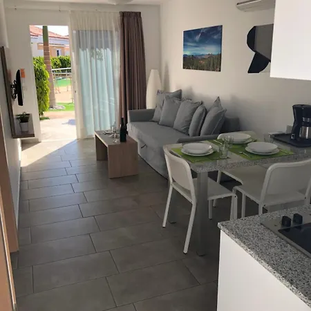 Alsol Leones Holiday home *